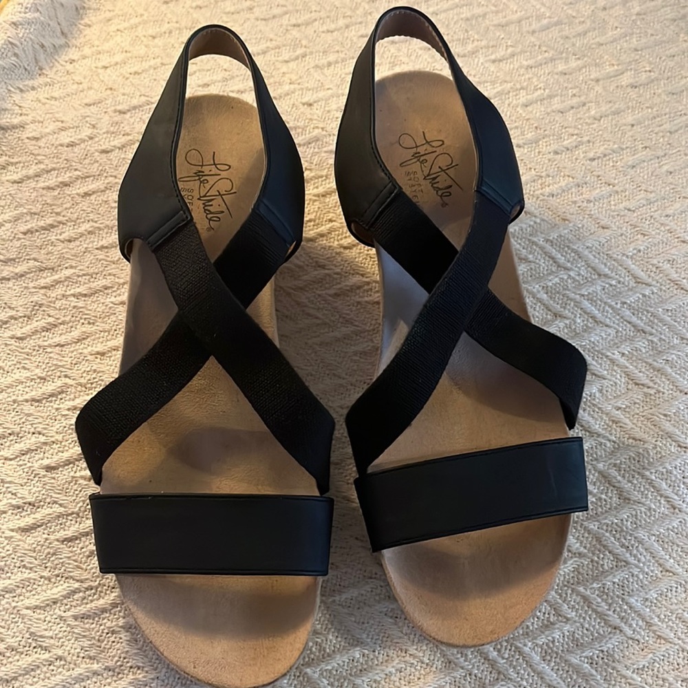 Summer walking sandals Life stride Flex summer low wedge cork festival sandals